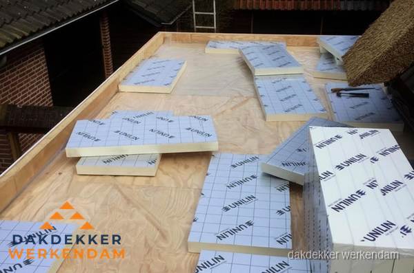 PIR isolatieplaten leggen op plat dak in Werkendam PIR isolatieplaten leggen op plat dak in Werkendam